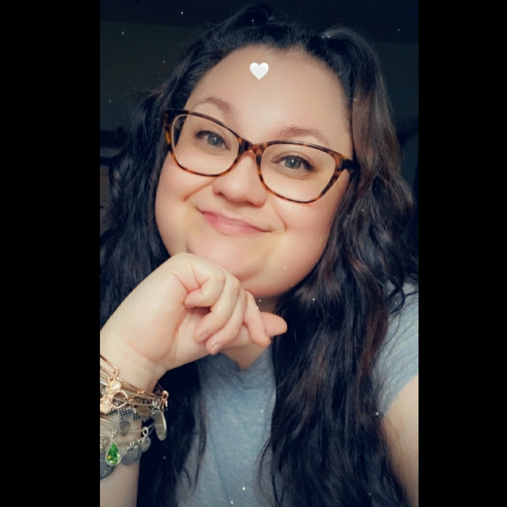 POSHMARK AMBASSADOR, Lauren